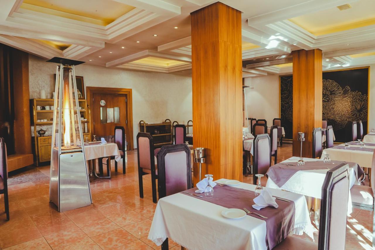 Hotel Perce Neige Ифран Экстерьер фото