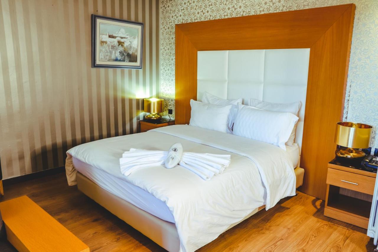 Hotel Perce Neige Ифран Экстерьер фото