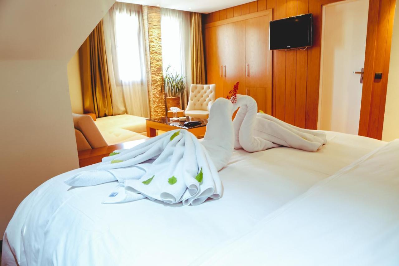 Hotel Perce Neige Ифран Экстерьер фото