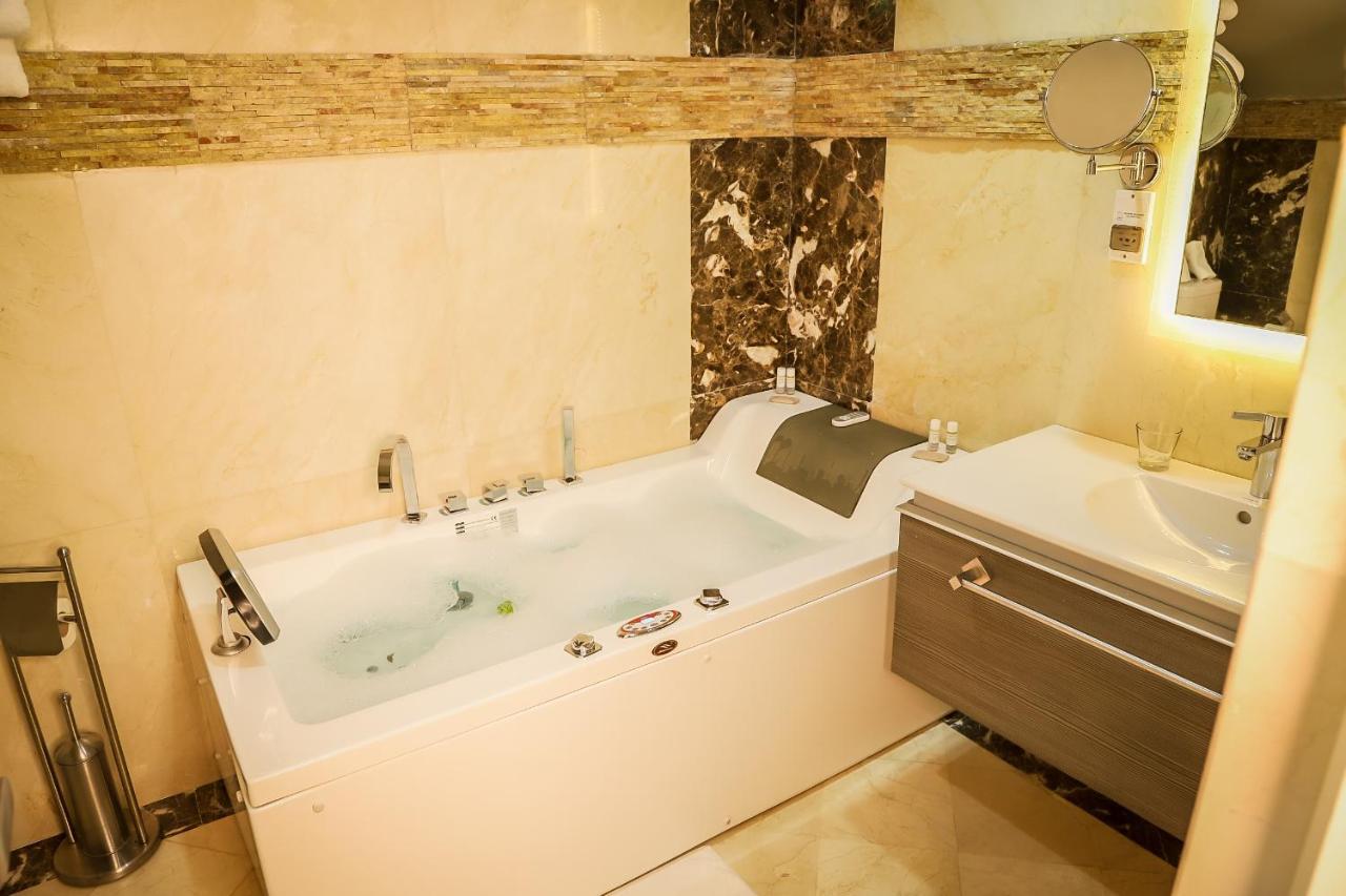 Hotel Perce Neige Ифран Экстерьер фото