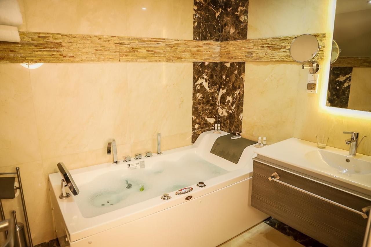 Hotel Perce Neige Ифран Экстерьер фото