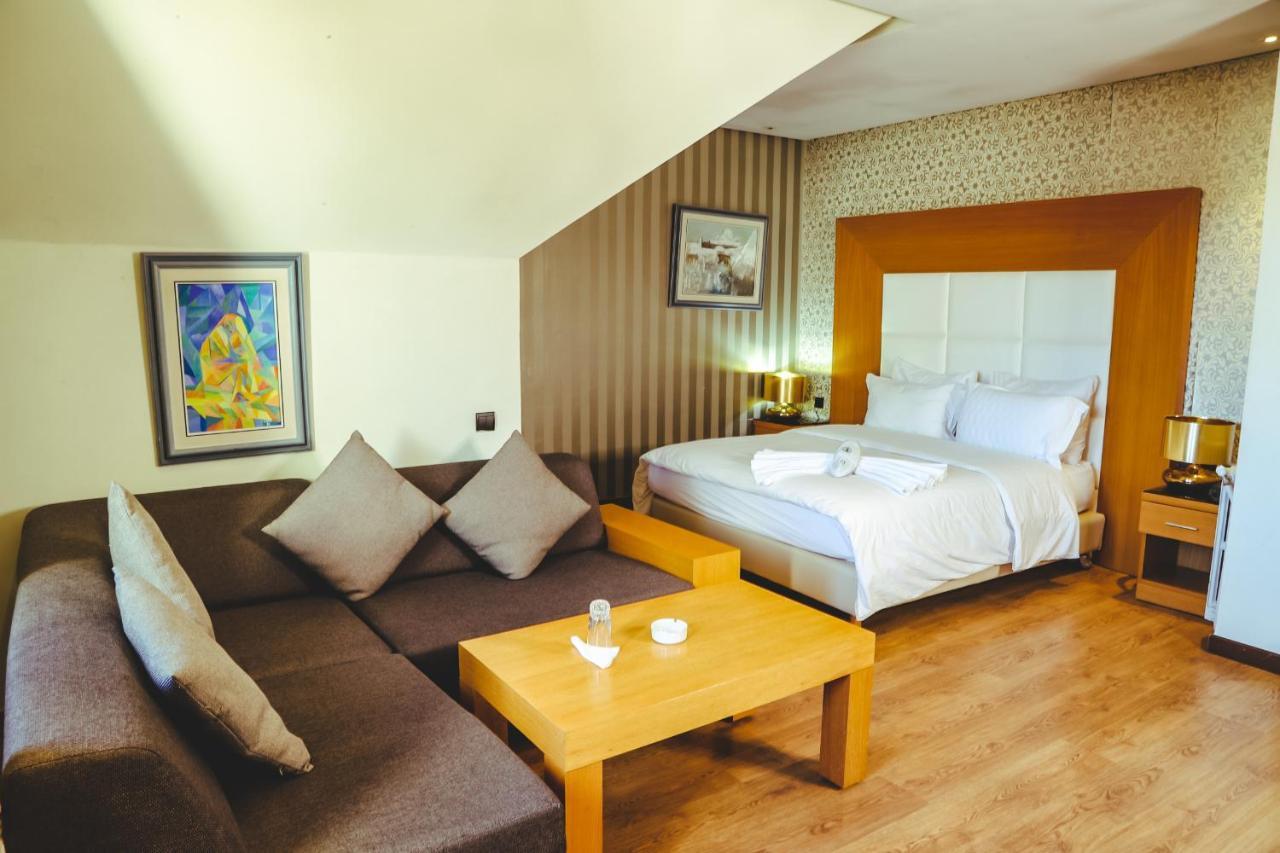 Hotel Perce Neige Ифран Экстерьер фото